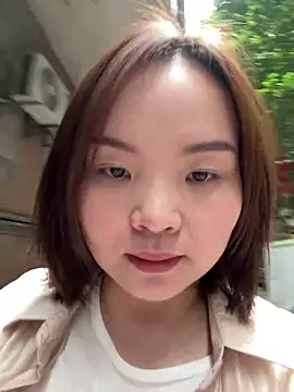 Xueen  online show from November 2, 2025, 8:08 am