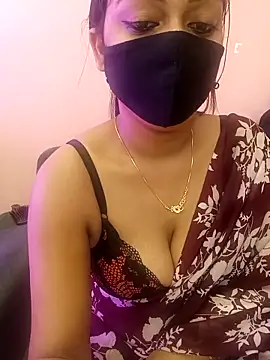 Snapshot of menaxi-baby7 chatting on February 23, 2026, 12:50 pm menaxi-baby7 online show from February 23, 2026, 12:50 pm