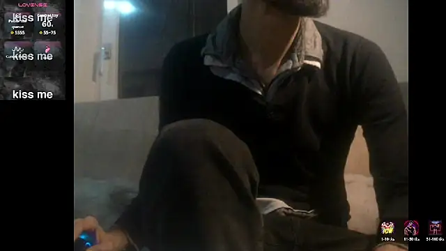 Snapshot of Ash59055 chatting on February 2, 2026, 6:51 pm Ash59055 online show from February 2, 2026, 6:51 pm