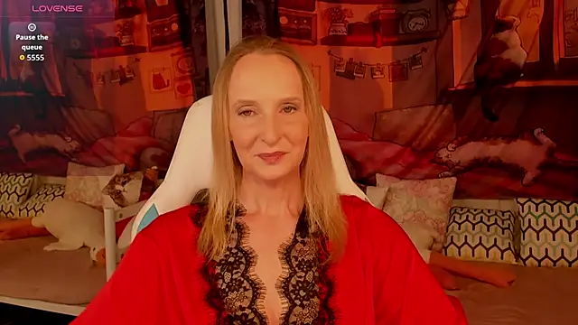 ScarlettPalmer online show from April 18, 2026, 10:06 am