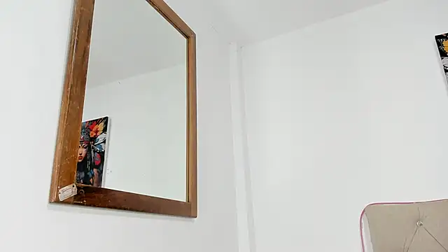 natacha ferrer1 online show from November 27, 2025, 11:43 am