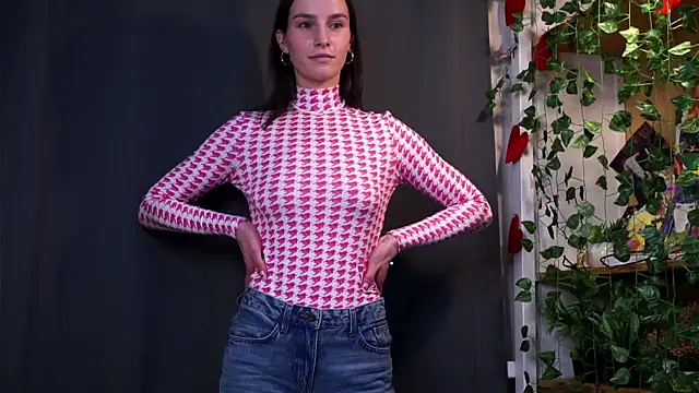 Snapshot of LaticiaTattersall chatting on November 2, 2025, 7:30 pm LaticiaTattersall online show from November 2, 2025, 7:30 pm