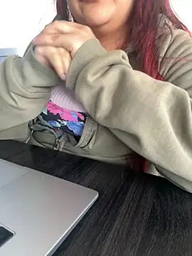 Evil kitty6 online show from November 28, 2025, 4:29 pm