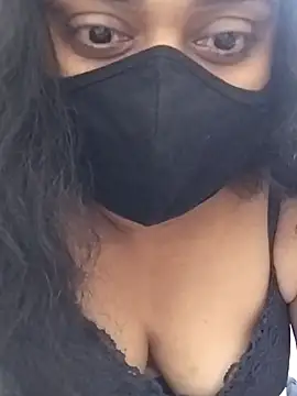 girl999 online show from October 31, 2025, 6:26 pm