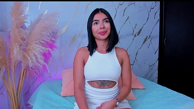 Snapshot of Julig01 chatting on February 21, 2026, 9:39 pm Julig01 online show from February 21, 2026, 9:39 pm