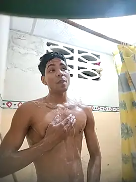 Alex Sweeting online show from November 12, 2025, 7:01 am