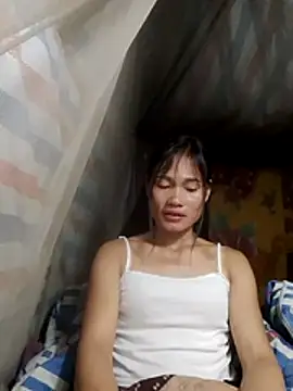 doggy-00 online show from April 3, 2026, 10:27 pm