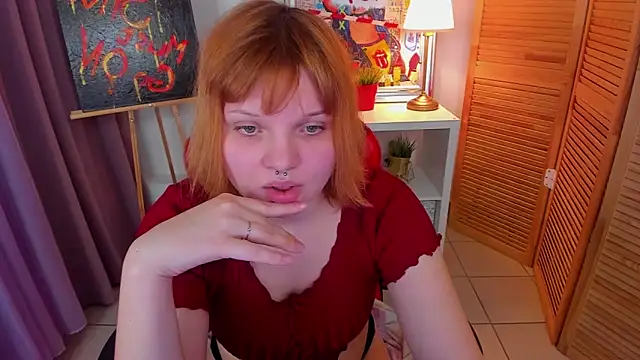 babyyullii online show from November 17, 2025, 8:29 am