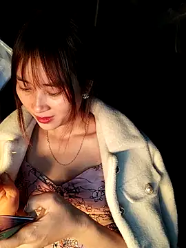 Em xinh01 online show from February 8, 2026, 5:54 pm