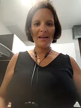 Snapshot of Piediniecollant chatting on July 20, 2026, 7:27 am Piediniecollant online show from July 20, 2026, 7:27 am