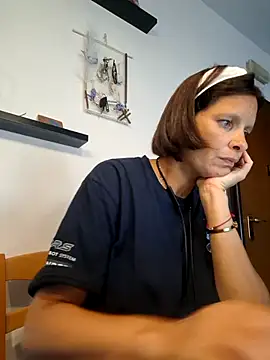 Snapshot of Piediniecollant chatting on July 24, 2026, 7:26 am Piediniecollant online show from July 24, 2026, 7:26 am
