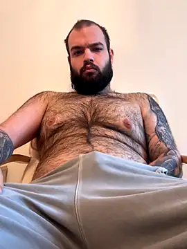 Snapshot of hairyguy_ chatting on October 28, 2025, 5:39 am hairyguy  online show from October 28, 2025, 5:39 am