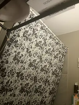 SilverSeductress online show from March 5, 2026, 6:48 pm