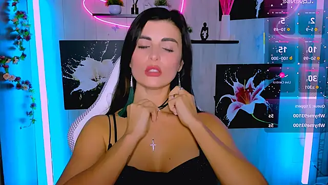 Snapshot of NestiSharm chatting on November 16, 2025, 9:36 am NestiSharm online show from November 16, 2025, 9:36 am