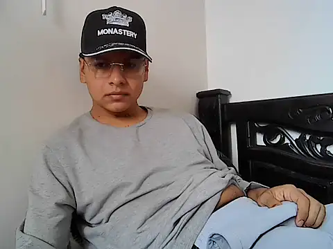 Snapshot of Lurex26 chatting on October 27, 2025, 4:52 pm Lurex26 online show from October 27, 2025, 4:52 pm