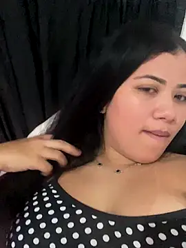 Snapshot of morenahhwy chatting on November 3, 2025, 2:28 am morenahhwy online show from November 3, 2025, 2:28 am