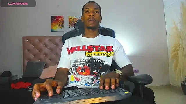 Snapshot of for_itan chatting on February 19, 2026, 1:30 pm for itan online show from February 19, 2026, 1:30 pm