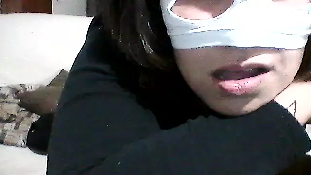 Snapshot of hekate_couple chatting on October 28, 2025, 1:50 am hekate couple online show from October 28, 2025, 1:50 am