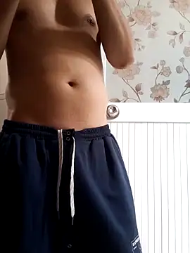 Cafeen19 online show from March 3, 2026, 2:51 am