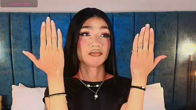 FernandaFox  online show from November 27, 2025, 4:02 am