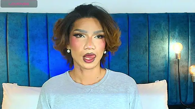 FernandaFox  online show from December 22, 2025, 3:50 am