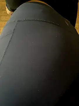 Catalina244 online show from October 28, 2025, 12:59 pm