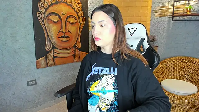 Snapshot of DakotaRussell_ chatting on November 7, 2025, 11:04 am DakotaRussell online show from November 7, 2025, 11:04 am