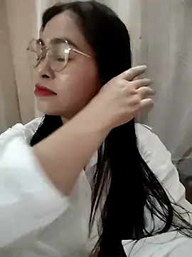 Bamboo-niee123 online show from March 26, 2026, 5:17 am