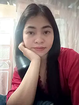 Bamboo-niee123 online show from February 18, 2026, 6:15 pm