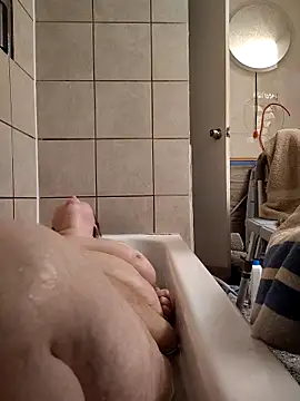 plumpycake420 online show from February 13, 2026, 7:41 am