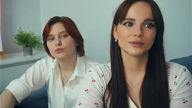 AnnamariaVansteenwyk online show from October 28, 2025, 8:13 am