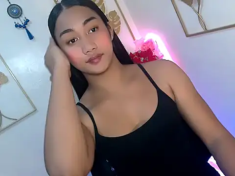 Gorgeousnicole  online show from November 4, 2025, 9:13 am