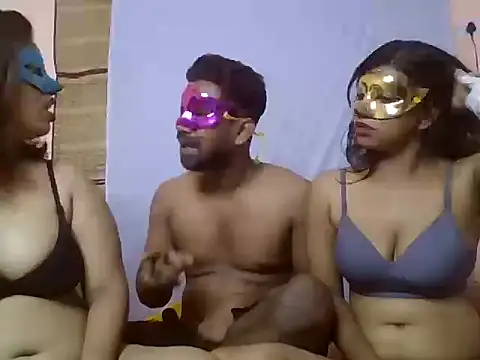 Yui-Ch1 online show from November 16, 2025, 5:12 am