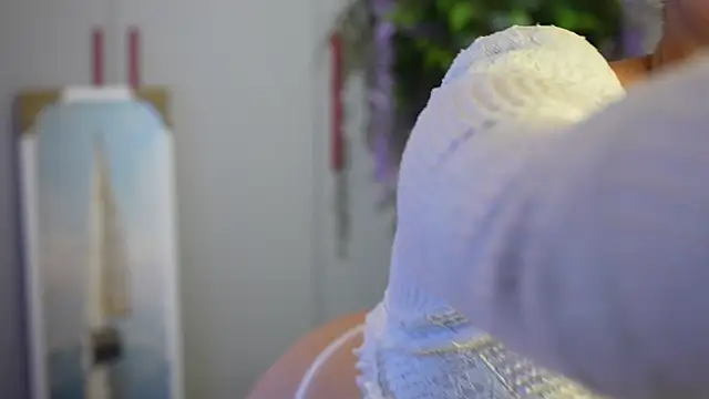 Cleose online show from November 28, 2025, 6:24 am