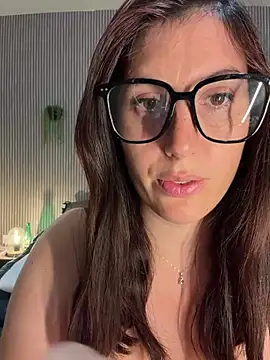 MysteryGirl   online show from May 29, 2026, 7:25 am