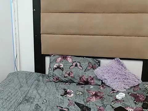 Snapshot of SEXYKENNY21 chatting on November 1, 2025, 7:35 am SEXYKENNY21 online show from November 1, 2025, 7:35 am