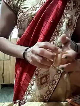 Cute Sanaaya online show from November 17, 2025, 7:56 am