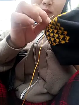 yoyo-mi online show from February 18, 2026, 1:14 am