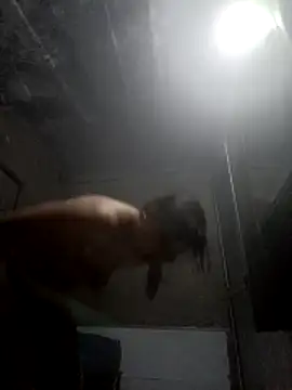 yoyo-mi online show from February 24, 2026, 11:22 am