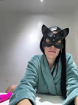 carolinedanger  online show from November 8, 2025, 12:14 am