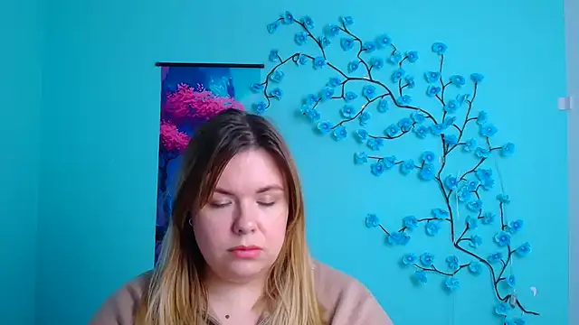 SusannaNight online show from November 15, 2025, 12:20 pm