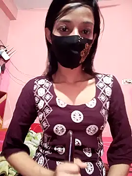 Snapshot of Green_LaDY66 chatting on April 9, 2026, 12:33 pm Green LaDY66 online show from April 9, 2026, 12:33 pm