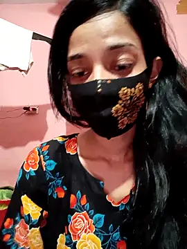 Snapshot of Green_LaDY66 chatting on April 24, 2026, 12:18 pm Green LaDY66 online show from April 24, 2026, 12:18 pm