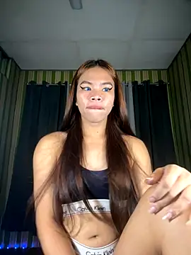 kierra fox online show from November 3, 2025, 3:12 am