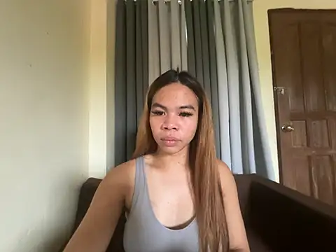 kierra fox online show from July 25, 2026, 5:48 am