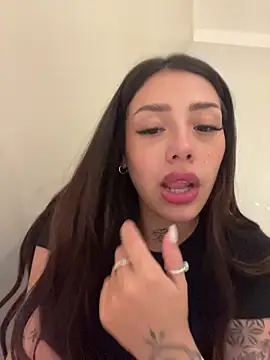 AshleyWinslow online show from March 8, 2026, 2:04 am