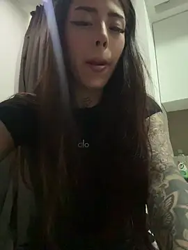AshleyWinslow online show from May 25, 2026, 8:29 pm