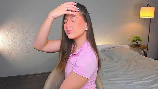 JudeKleve online show from November 12, 2025, 7:07 pm