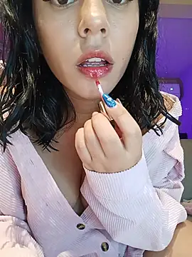 Sara-215 online show from March 10, 2026, 2:37 am