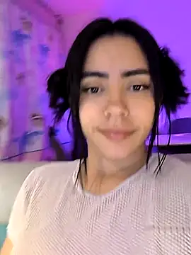 Sara-215 online show from February 7, 2026, 5:37 am